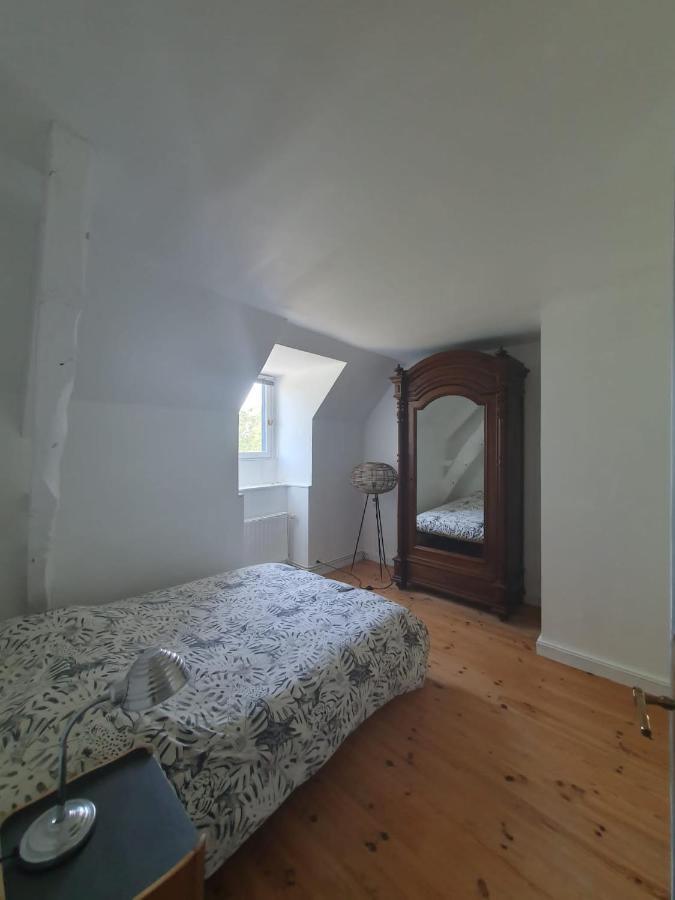 Maison En Pierre Dans Son Nid De Verdure Roz-Landrieux Luaran gambar